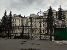 Кловский дворец. © by columbista.com. Дата: 19.06.2017