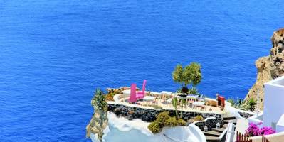 Топ-5 самых красивых и колоритных отелей и апартаментов Санторини