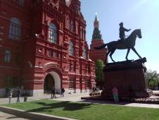 Памятник маршалу Жукову. © by columbista.com. Дата: 06.06.2018