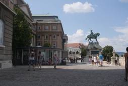 Памятник Евгению Савойскому у Королевского дворца Будапешта. © by columbista.com. Дата: 02.07.2019
