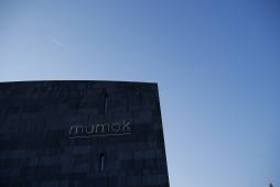 MUMOK - Музей современного искусства Фонда Людвига. © by columbista.com. Дата: 02.07.2019
